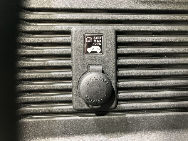 SUZUKI JIMNY NOMADE 2026 Image 31