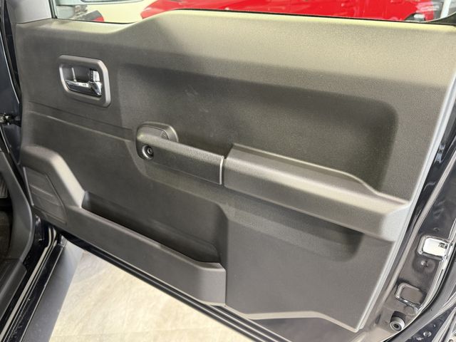 SUZUKI JIMNY NOMADE 2025 Image 31