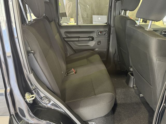 SUZUKI JIMNY NOMADE 2025 Image 31