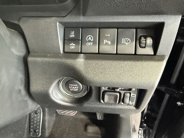 SUZUKI JIMNY NOMADE 2025 Image 31