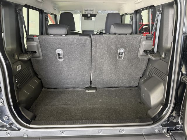 SUZUKI JIMNY NOMADE 2025 Image 31