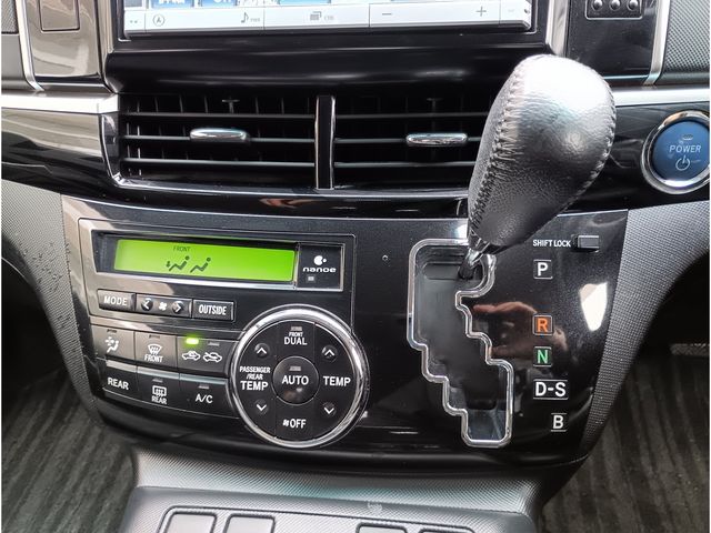 TOYOTA ESTIMA HYBRID 4WD 2013 Image 31