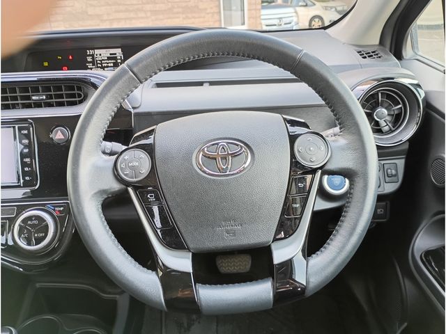 TOYOTA AQUA 2021 Image 31