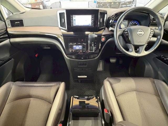 NISSAN ELGRAND 2023 Image 31