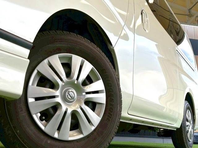 NISSAN NV350 CARAVAN 4WD 2018 Image 31