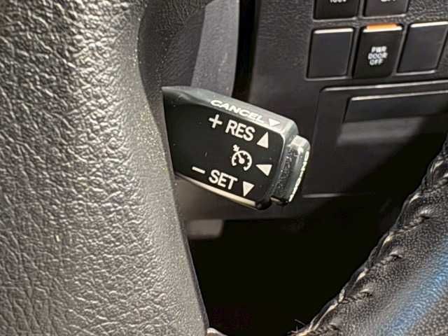 TOYOTA ALPHARD HYBRID 4WD 2015 Image 31