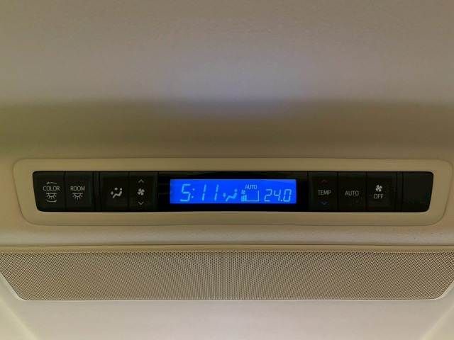 TOYOTA ALPHARD HYBRID 4WD 2015 Image 31