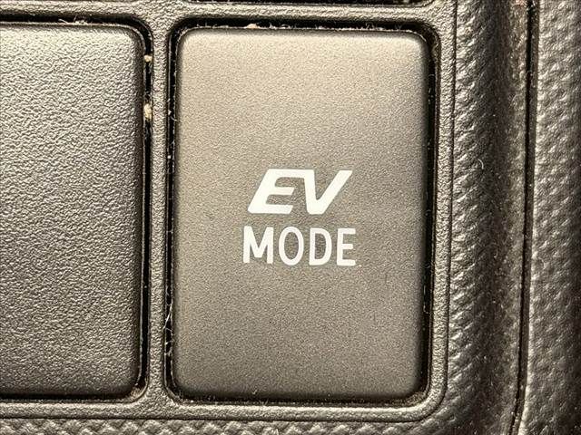 TOYOTA AQUA 2013 Image 31