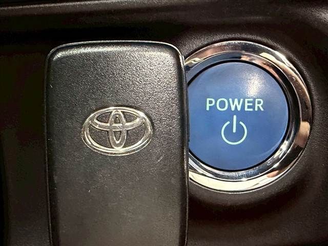 TOYOTA AQUA 2013 Image 31