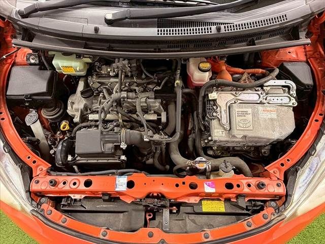 TOYOTA AQUA 2013 Image 31