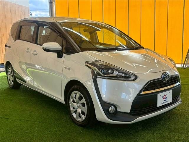 TOYOTA SIENTA HYBRID 2018 Image 31
