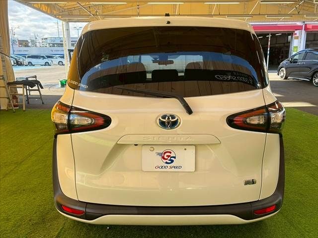 TOYOTA SIENTA HYBRID 2018 Image 31