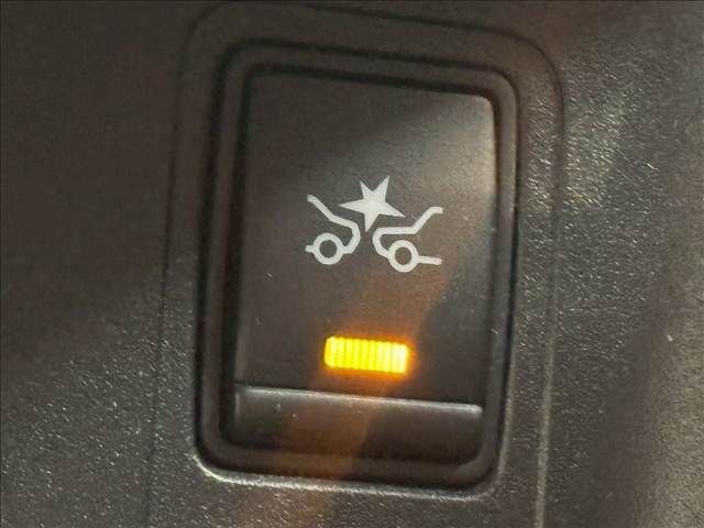 NISSAN SERENA  S-HYBRID 2017 Image 31