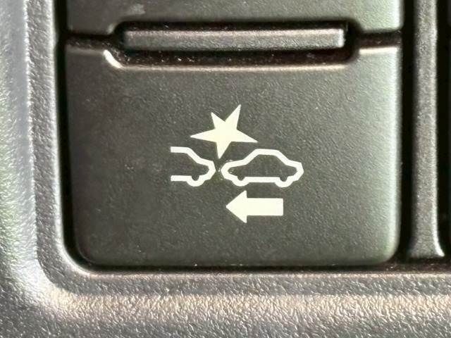 TOYOTA NOAH HYBRID 2018 Image 31