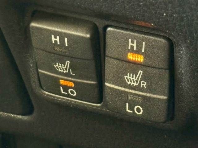 TOYOTA NOAH HYBRID 2018 Image 31