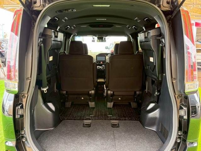 TOYOTA NOAH HYBRID 2018 Image 31