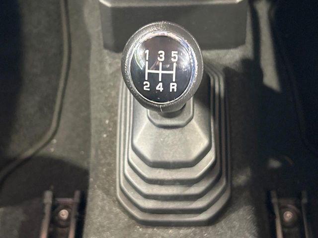 SUZUKI JIMNY 4WD 2023 Image 31