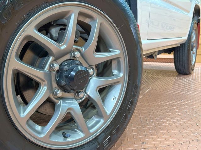 SUZUKI JIMNY 4WD 2023 Image 31