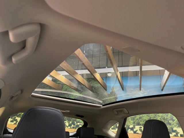 TOYOTA LEXUS NX300 2018 Image 31