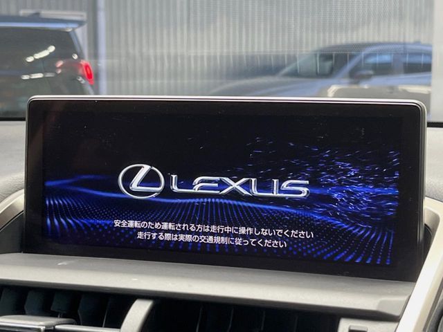 TOYOTA LEXUS NX300 2018 Image 31
