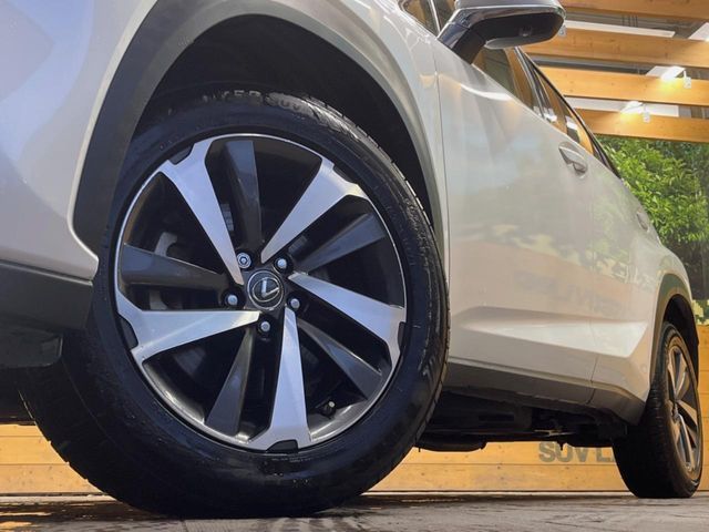 TOYOTA LEXUS NX300 2018 Image 31