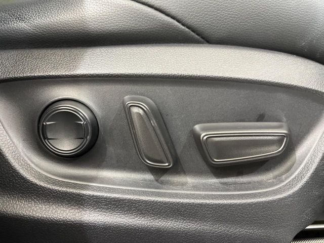 TOYOTA COROLLA CROSS HYBRID 2024 Image 31