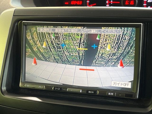 TOYOTA VOXY 2011 Image 31