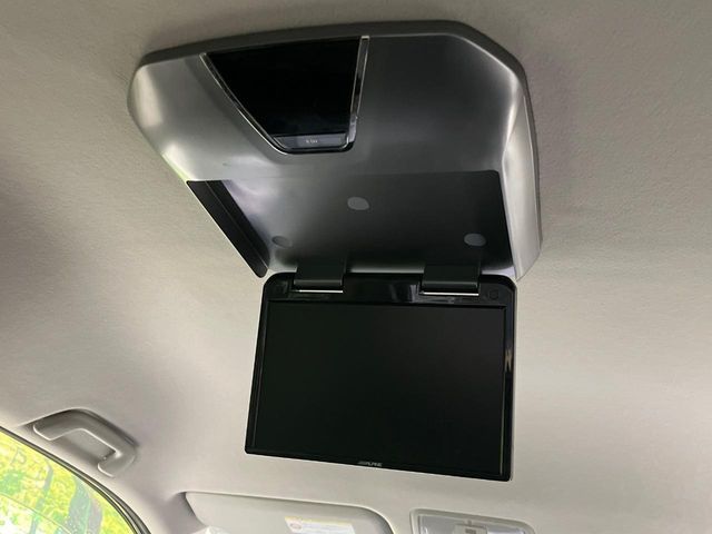 TOYOTA VOXY 2011 Image 31