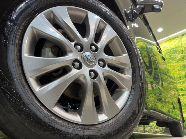 TOYOTA VOXY 2011 Image 31