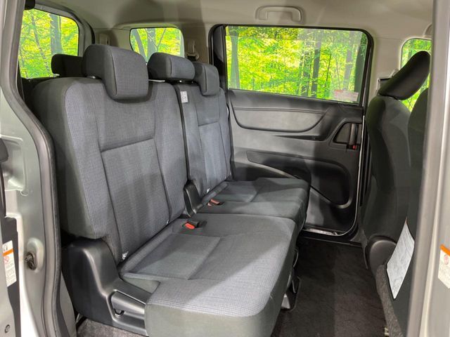 TOYOTA SIENTA 2018 Image 31