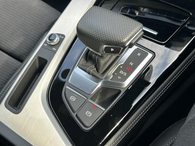 AUDI A4 2024 Image 31