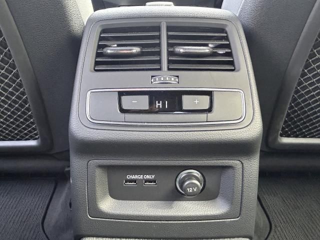 AUDI A4 2024 Image 31