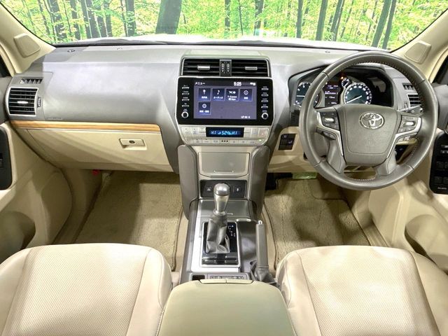 TOYOTA LANDCRUISER PRADO 2023 Image 31