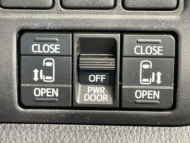 TOYOTA ESQUIRE 2015 Image 31