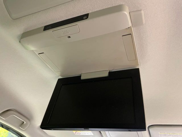 TOYOTA ESQUIRE 2015 Image 31