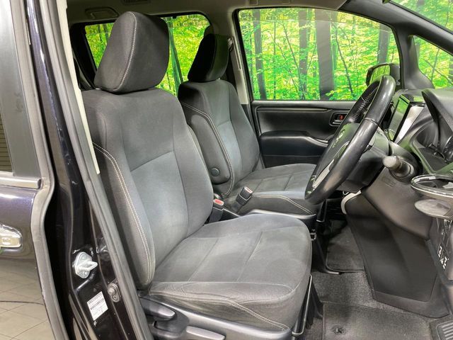 TOYOTA ESQUIRE 2015 Image 31