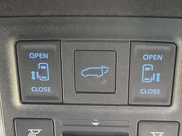 TOYOTA VOXY 2023 Image 31