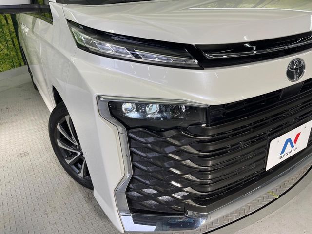 TOYOTA VOXY 2023 Image 31