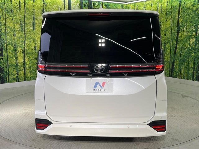 TOYOTA VOXY 2023 Image 31