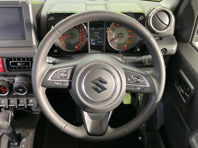 SUZUKI JIMNY NOMADE 2025 Image 31