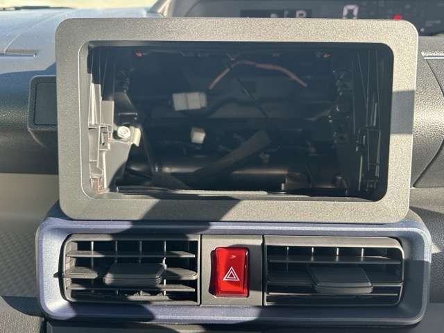 DAIHATSU TANTO 2023 Image 31