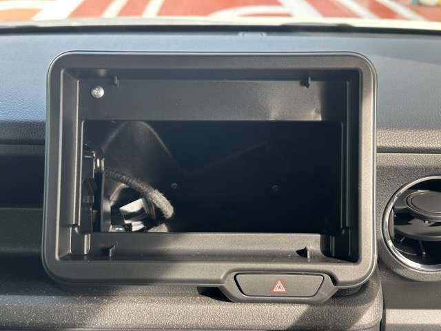 HONDA N BOX CUSTOM 2025 Image 31