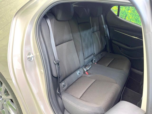 MAZDA 3 FASTBACK 2023 Image 31