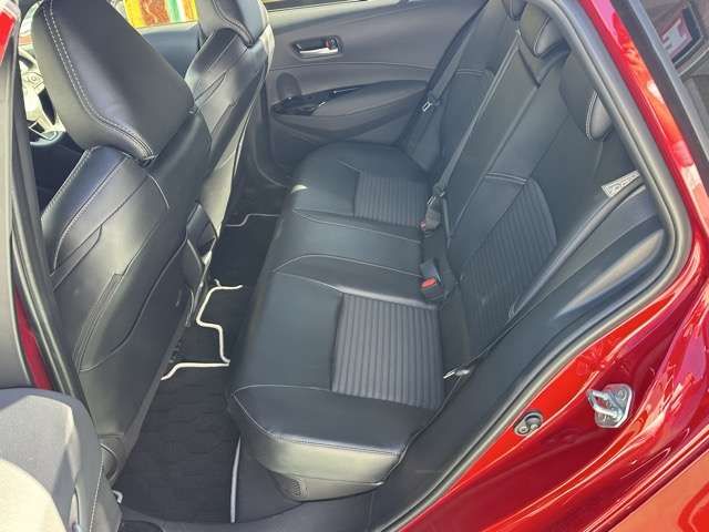 TOYOTA COROLLA TOURING HYBR 2023 Image 31