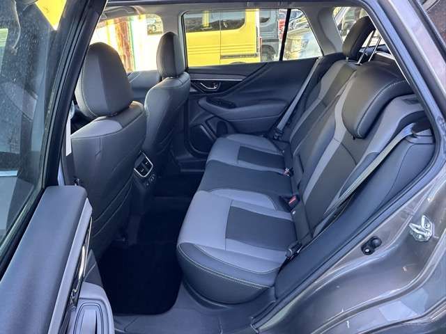 SUBARU LEGACY OUTBACK 2022 Image 31