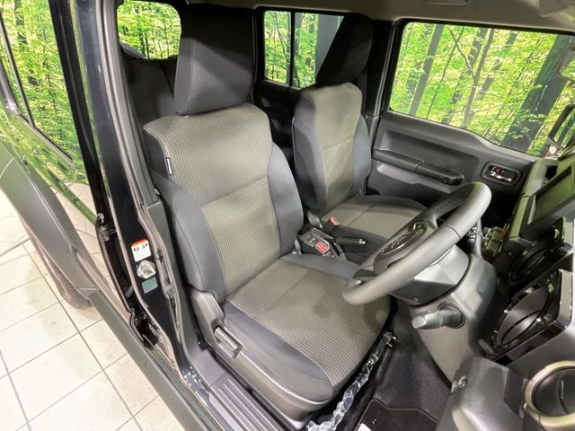 SUZUKI JIMNY NOMADE 2025 Image 31