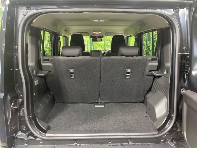 SUZUKI JIMNY NOMADE 2025 Image 31