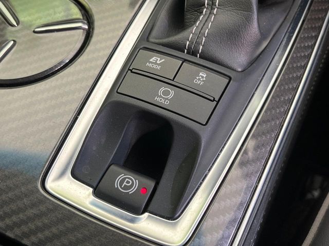 TOYOTA CROWN SEDAN HYBRID 2018 Image 31