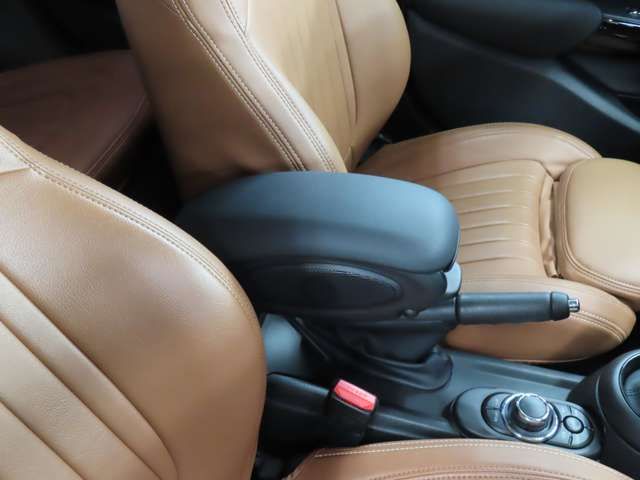 BMW MINI COOPER 5DOOR 2023 Image 31