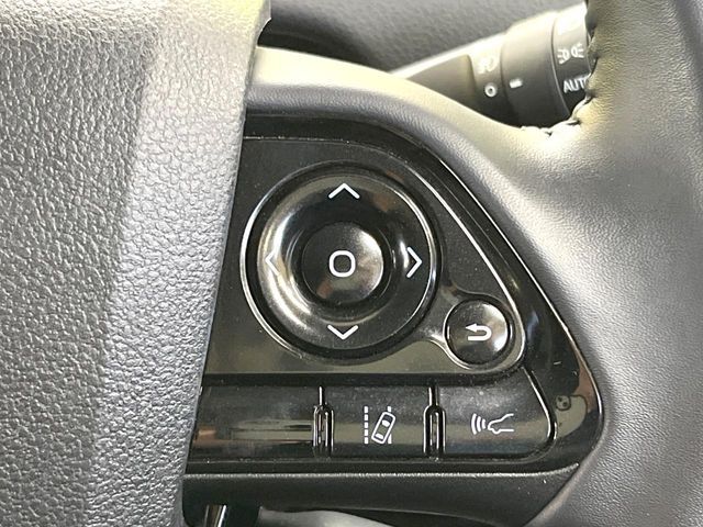 TOYOTA PRIUS 2019 Image 31